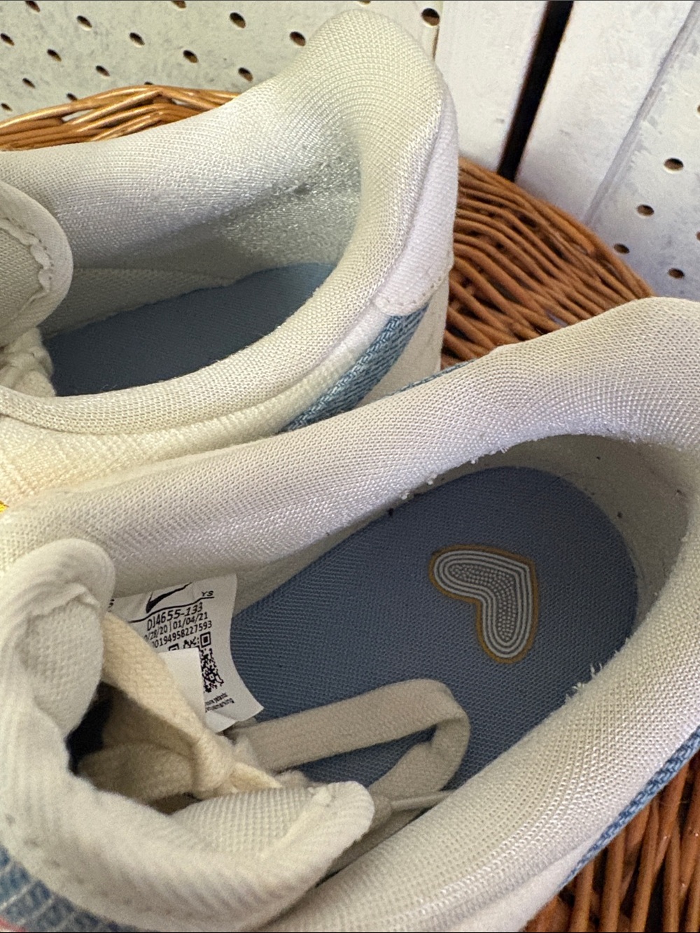 Nike AF1 - Picture 10 of 11